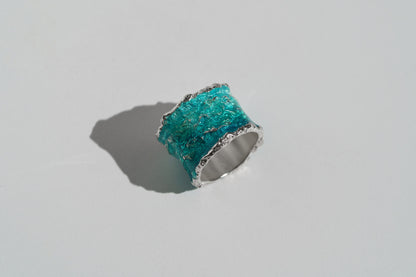 Ring "Wave" emerald (15 mm)