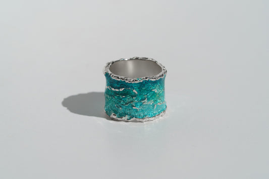 Ring "Wave" emerald (15 mm)