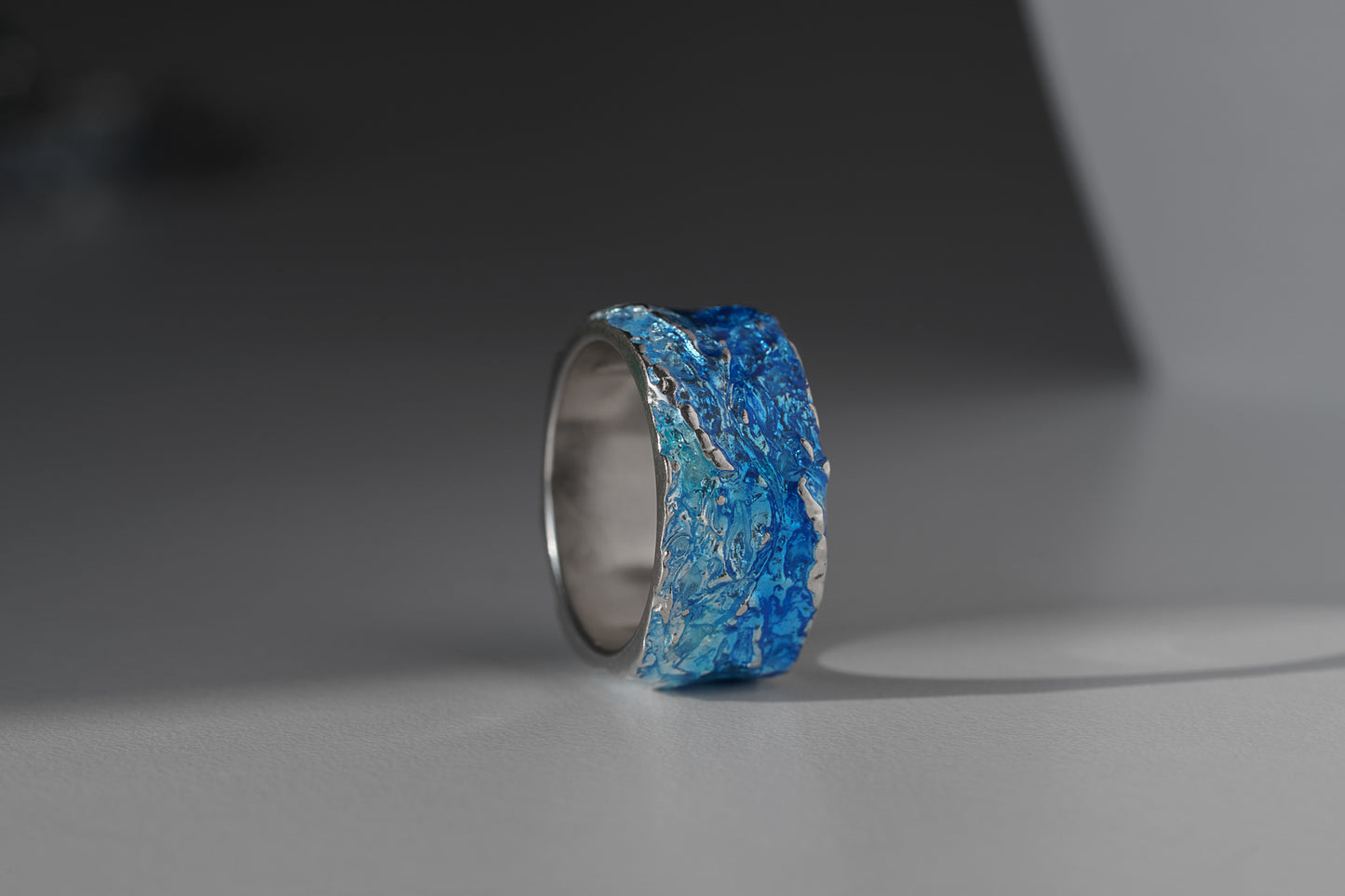 Ring "WAVE" navy-blue (10 mm) with smooth edges