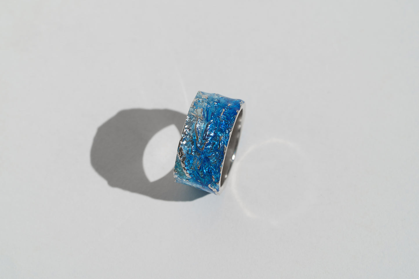 Ring "WAVE" navy-blue (10 mm) with smooth edges