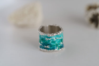 Ring "WAVE" emerald (15 mm)