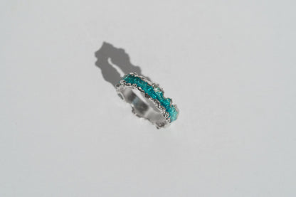 Ring "Wave" emerald (4 mm)