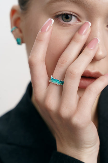 Ring "Wave" (6 mm) emerald with cubic zirconia