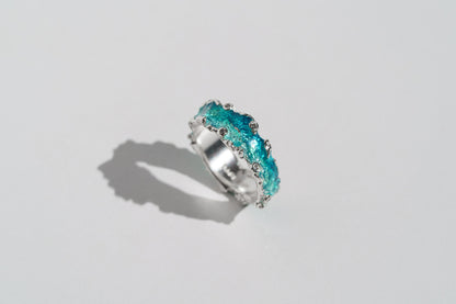 Ring "Wave" (6 mm) emerald with cubic zirconia
