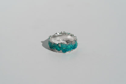 Ring "Wave" emerald (6 mm)