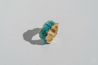 Ring "Wave" emerald (10 mm)