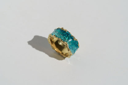 Ring "Wave" emerald (10 mm)