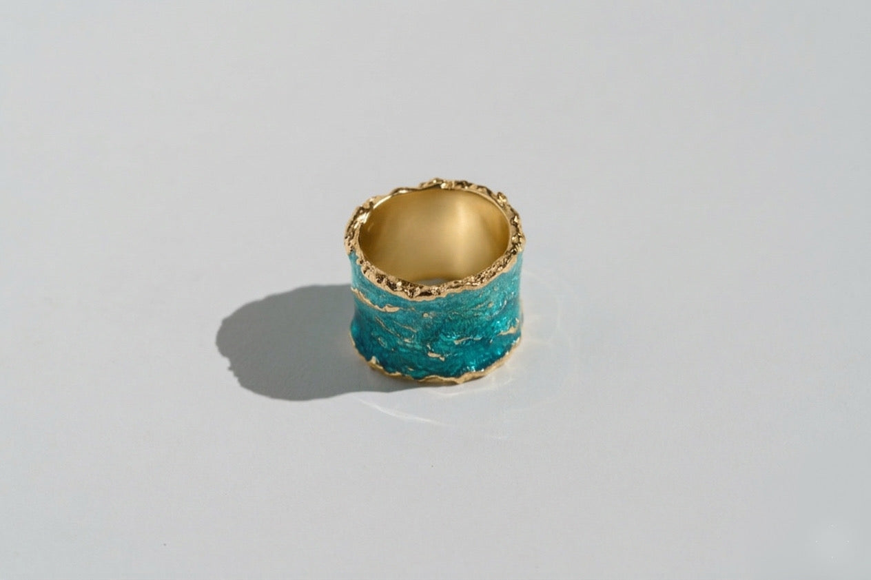 Ring "Wave" emerald (15 mm)