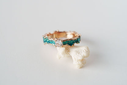 Ring "Wave" (4 mm gemstone) emerald