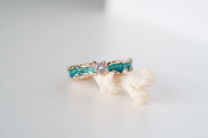 Ring "Wave" (4 mm gemstone) emerald