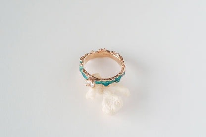 Ring "Wave" (4 mm gemstone) emerald