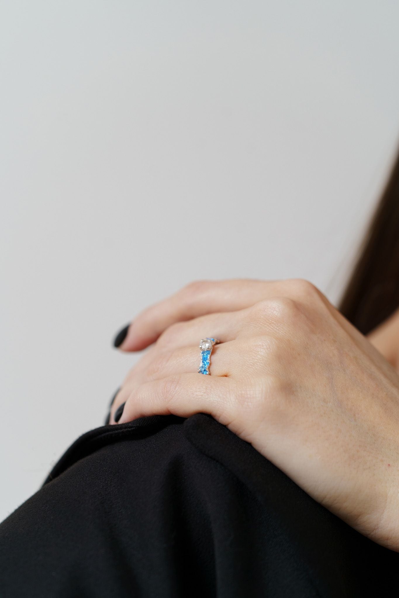 Ring "Wave" (4 mm gemstone) blue