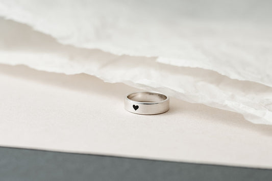 Ring "With Love" (5 mm; Black Heart)