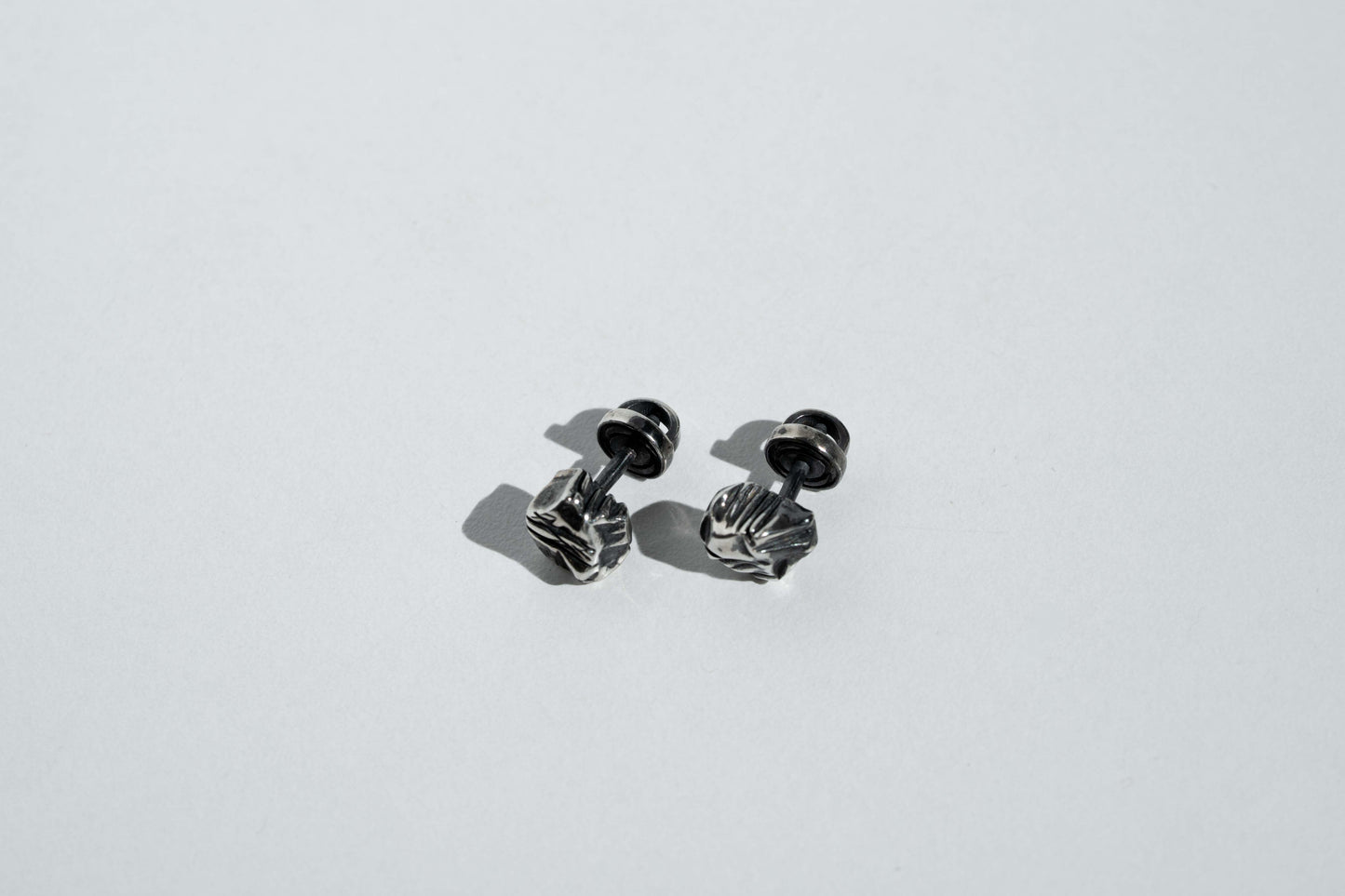 Earrings "Stone" blackened (6 mm)
