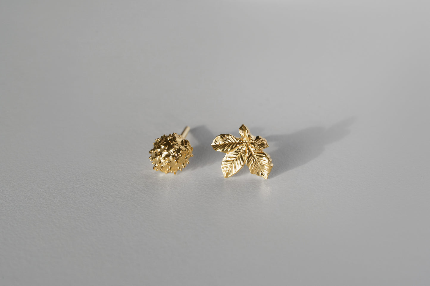 Earrings set “Chestnut Nut&Leaf” (8&10 mm) light