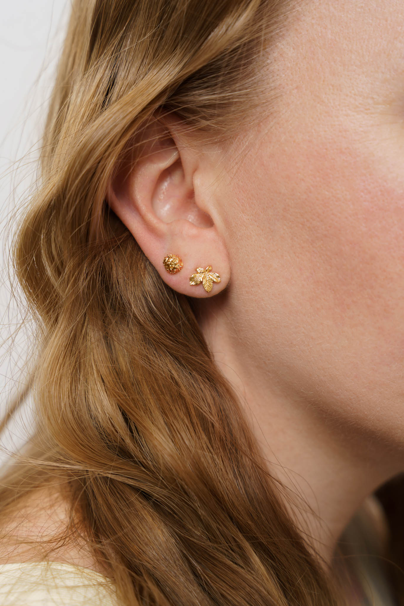 Earrings set “Chestnut Nut&Leaf” (8&10 mm) light