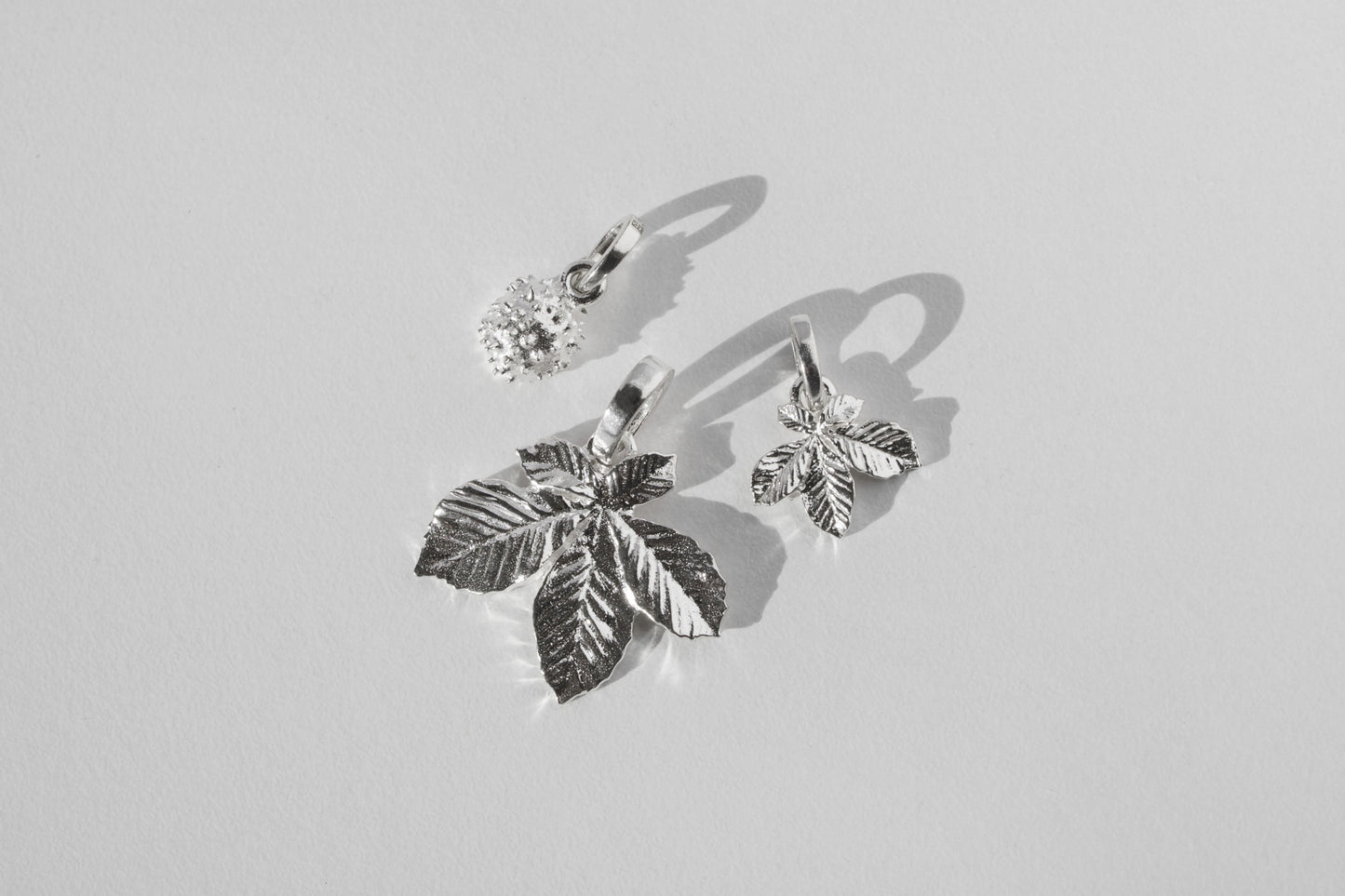 Pendant set “Chestnut Nut&Leaf” (10&20 mm) light