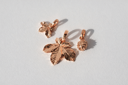 Pendant set “Chestnut Nut&Leaf” (10&20 mm) light