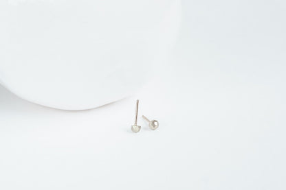 Stud earrings "Facets" mini