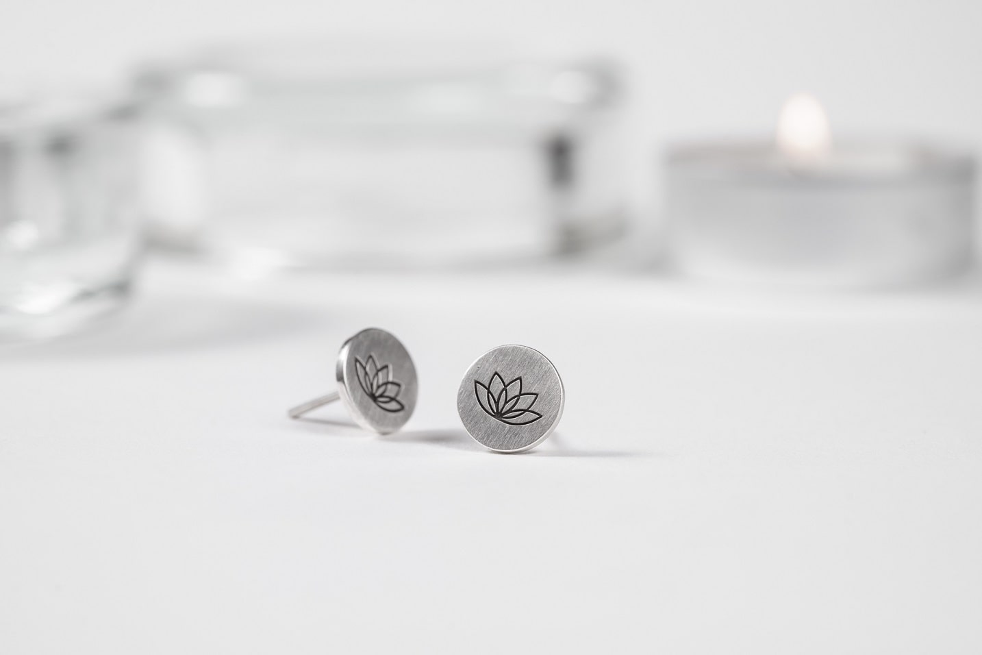 Stud Earrings "Lotus" (10 mm)