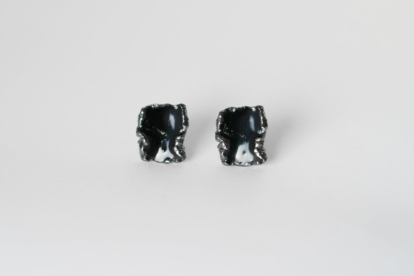 Stud earrings "Dark matter" rectangle (8х10 mm)