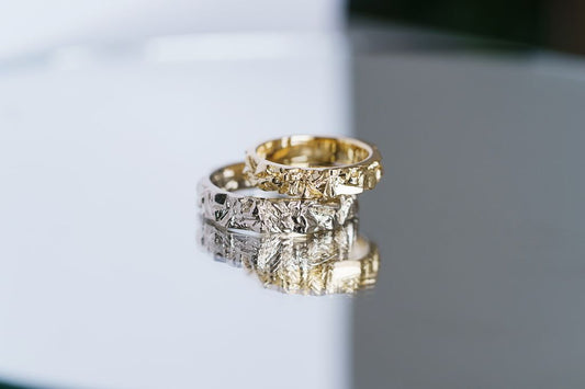 Wedding ring "Granite rock" light (5 mm)