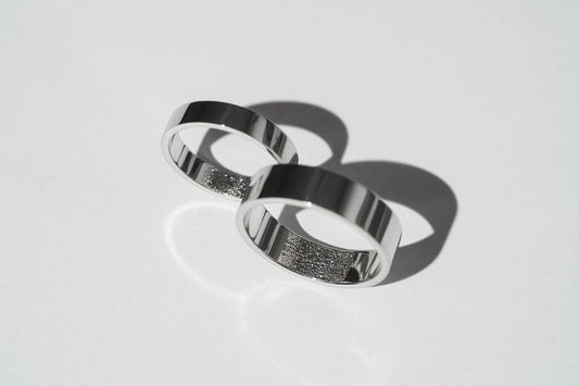 Wedding ring "Simple" (6 mm) with an individual fingerprint inside