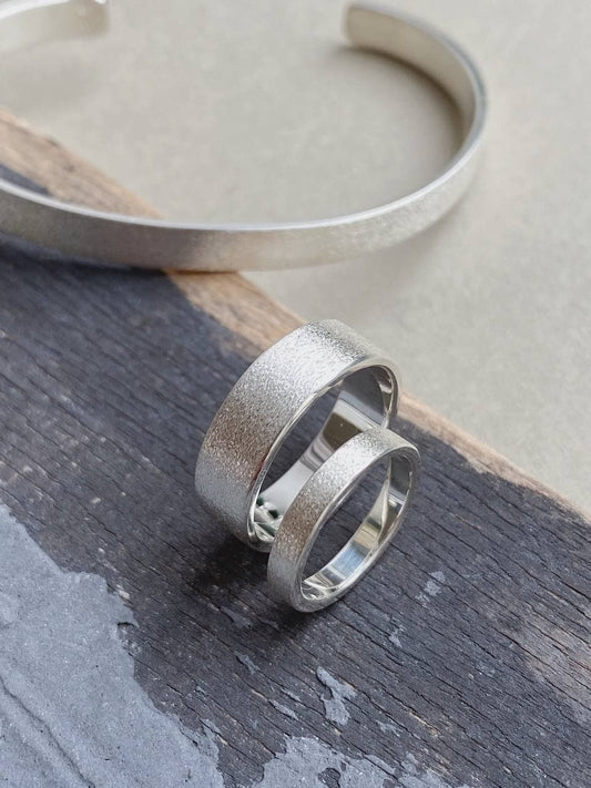 Wedding ring "Simple" (4 mm) brushed